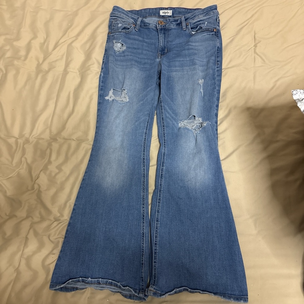 Maurice’s edgely flare mid rise jeans